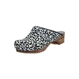 Sanita Caroline (Women's)