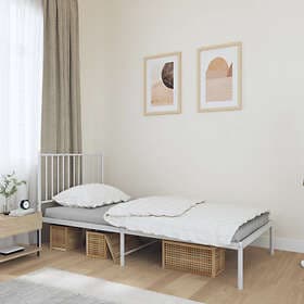 vidaXL Bed Frame med huvudgavel metall vit 90x190 cm
