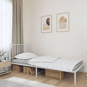 vidaXL Bed Frame med huvudgavel metall vit 100x200 cm