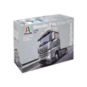 Italeri Mercedes Benz Actros MP4