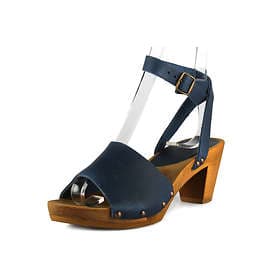 Sanita Yara Clogs (Women's)