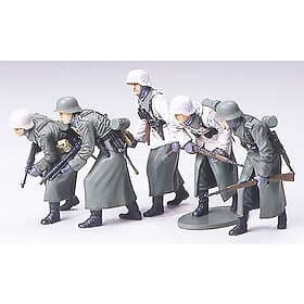 Tamiya 1:35 GERMAN ASSAULT INF. WINTER