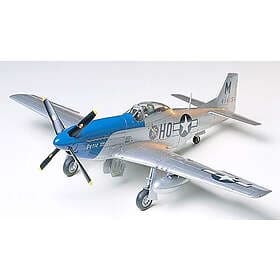 Tamiya 1:48 N.A.P-51D Mustang 8th AF
