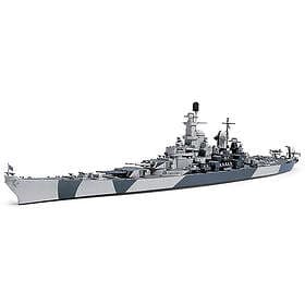 Tamiya 1/700 U.S. Battleship Iowa