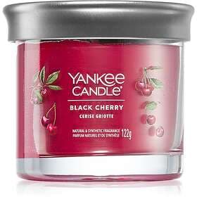 Yankee Candle Black Cherry Scented Candle Signature 122g