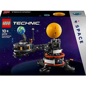 LEGO Technic 42179 Earth and Moon