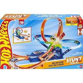 Hot Wheels Stunt Tracks Mid-Air Crash