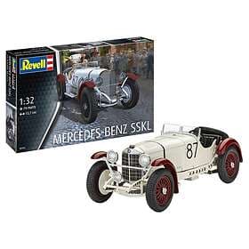 Revell 1:32 Mercedes-Benz SSKL