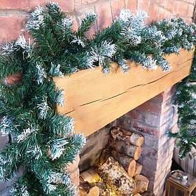 Premier TG149291 Snow Tipped Green Christmas Garland 2.7m