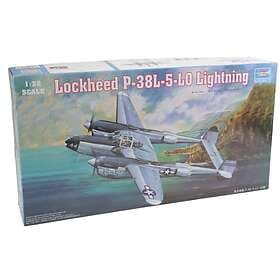 Trumpeter 1/32 Lockheed P-38L-5-LO Lightning
