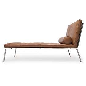 Norr 11 Man Chaise Longue Leather Daybed