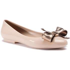 Melissa Shoes Doll III