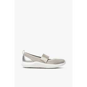 Clarks Nova Ease (Women's)