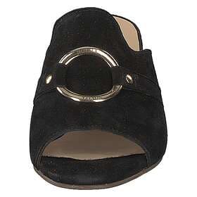 Novita Livia (Women's)